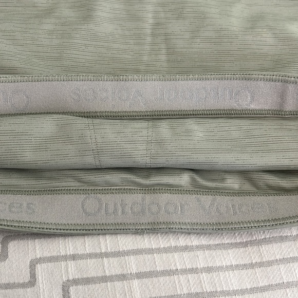 Outdoor Voices Move Free TechSweat Crop Top large - Picture 12 of 16